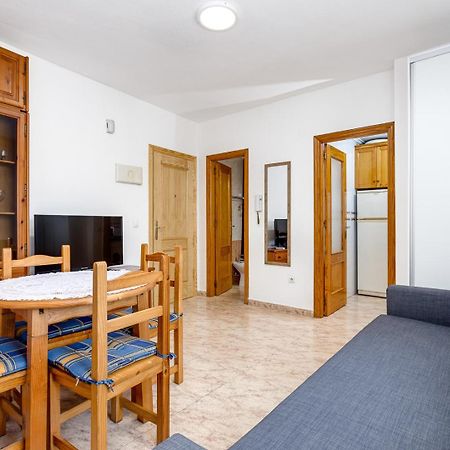 Apartment Caballero De Rodas Torrevieja Exterior foto